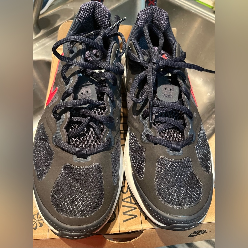 Airmax Genome GS 6.5Y navy Blue and Red